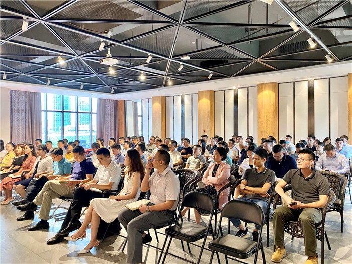 惠州城市公司員工大會(huì)順利召開(kāi)2.jpg 惠州城市公司員工大會(huì)順利召開(kāi)2.jpg